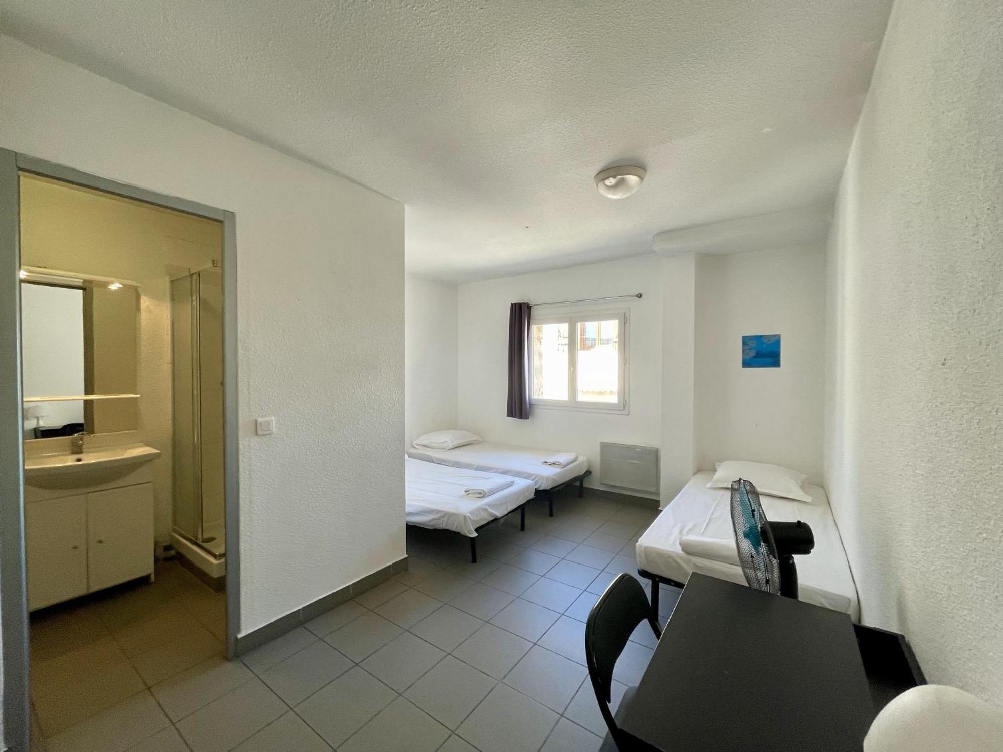 Balaena Hebergement Marseilles Exterior foto